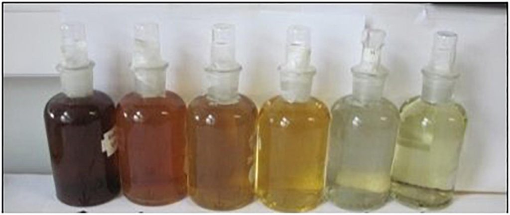 Colour differences in sea-water due to dissolved organic carbon.