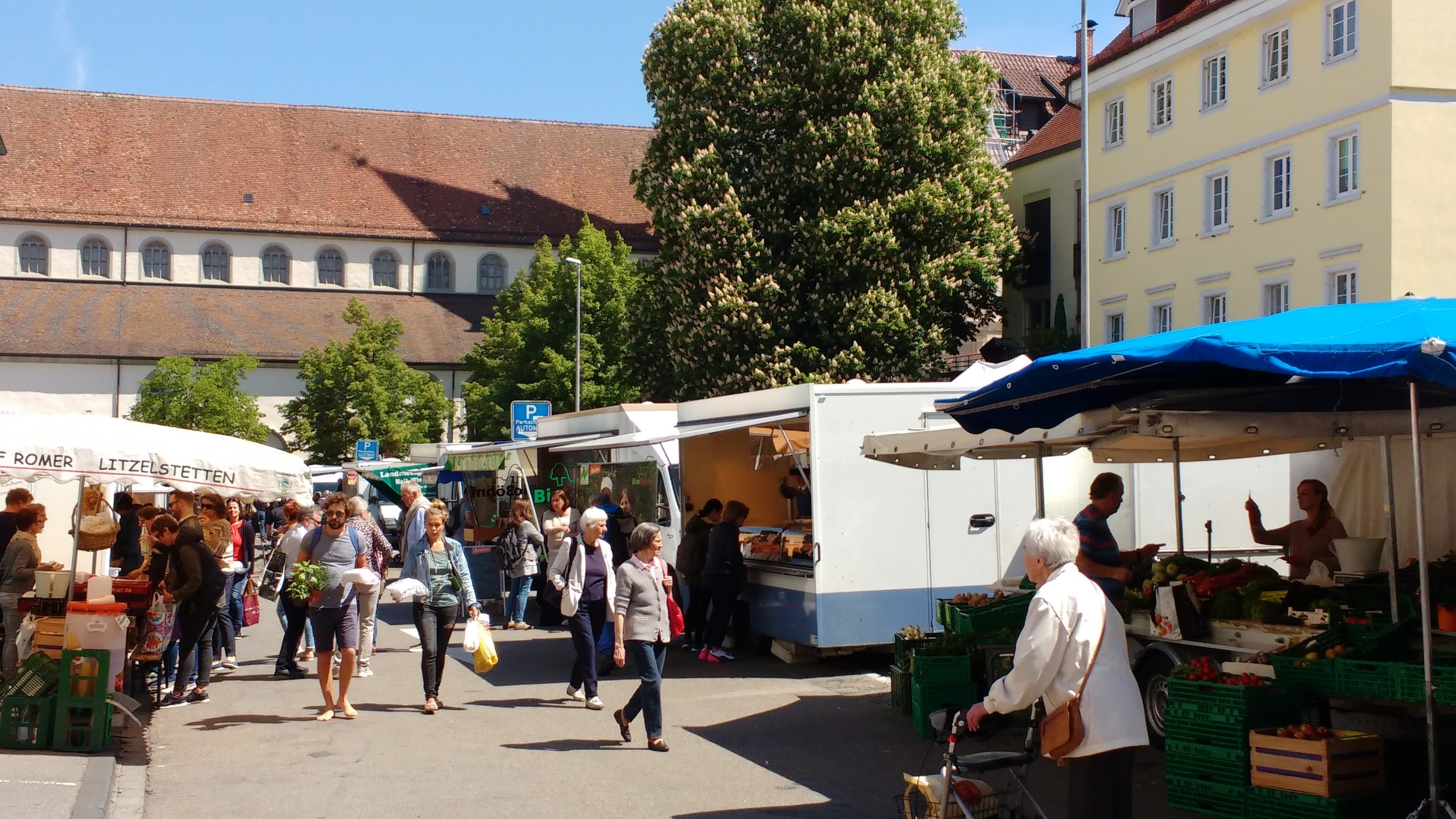 booths at the weekly market