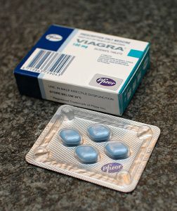 Box and blister pack of blue Viagra tablets from Pfizer