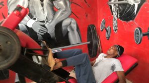 Picture of man using the leg press to strengthen knees and hips