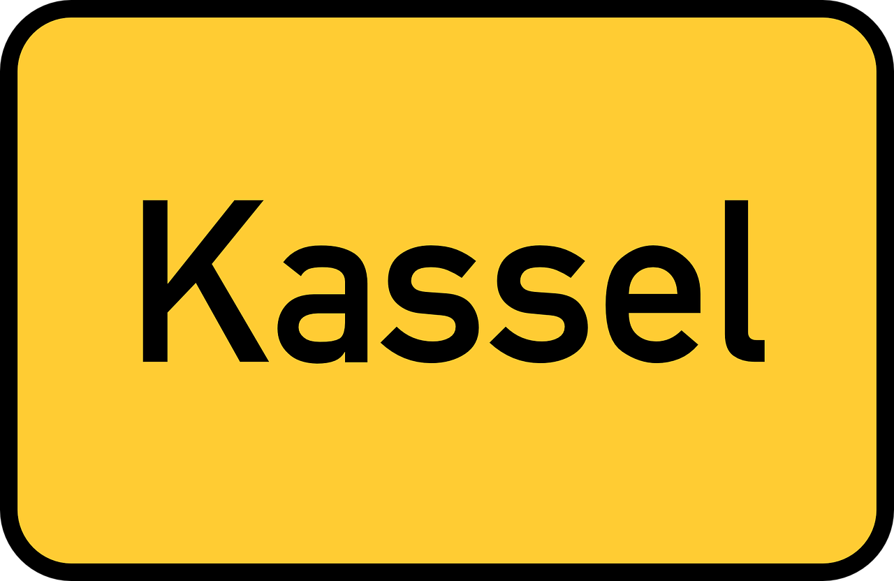 Kassel yellow city sign